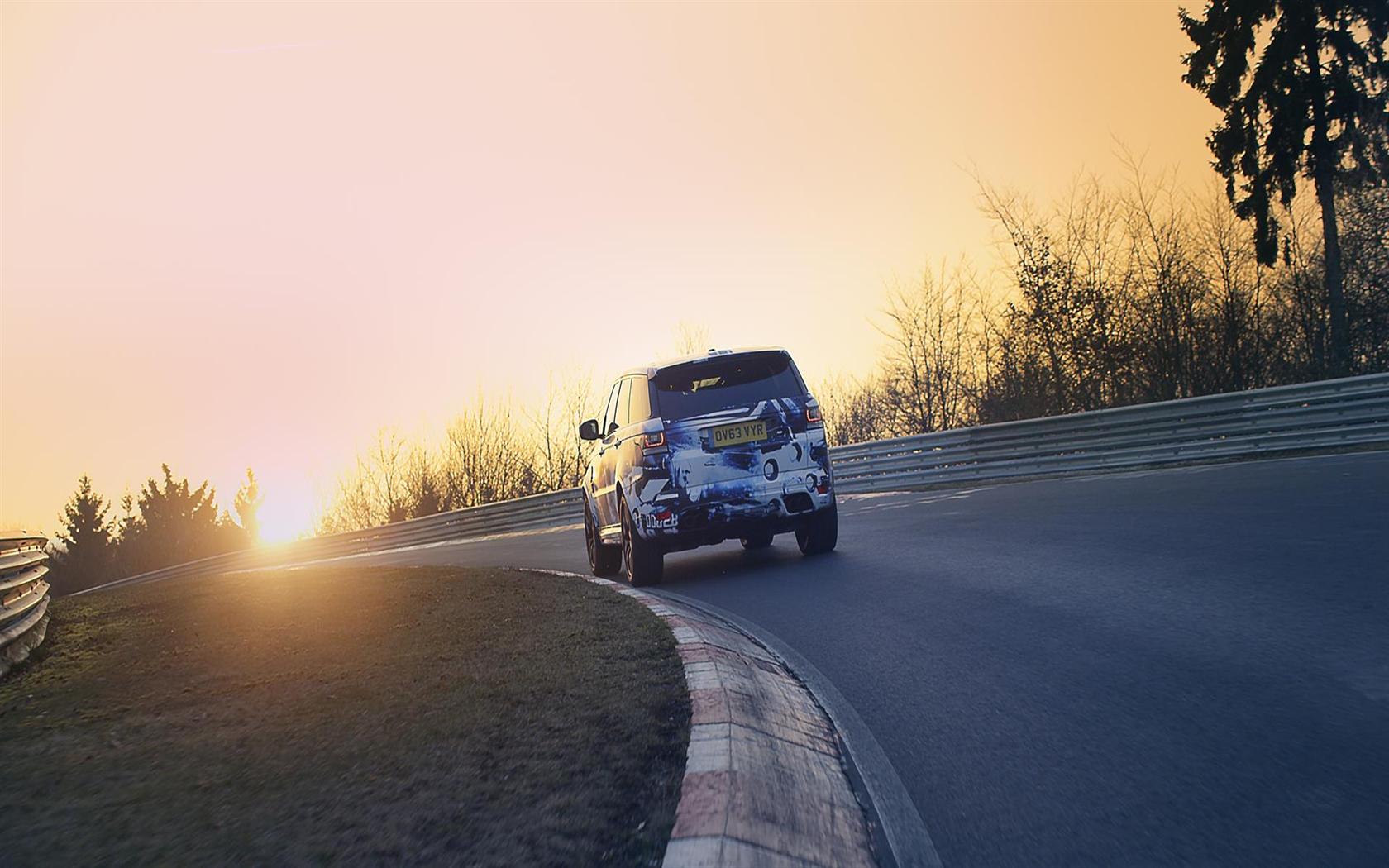 2014 Land Rover Range Rover Sport SVR Prototype